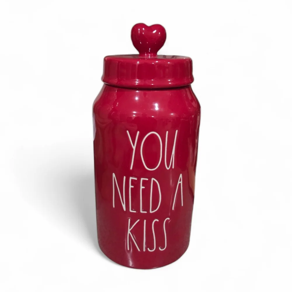 Rae Dunn Red Heart Valentine's Canister You‎ Need A Kiss HTF RARE